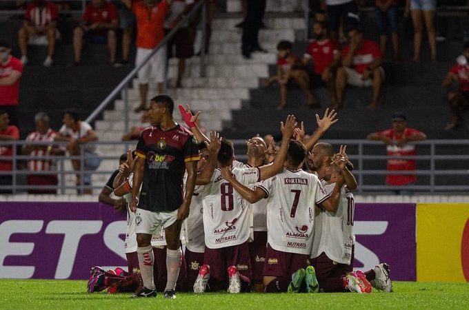 Copa do Nordeste: CRB derrota Globo e entra no G4 do Grupo B