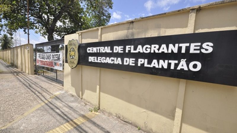 Após reunião com o Governo, policiais civis decidem manter a greve
