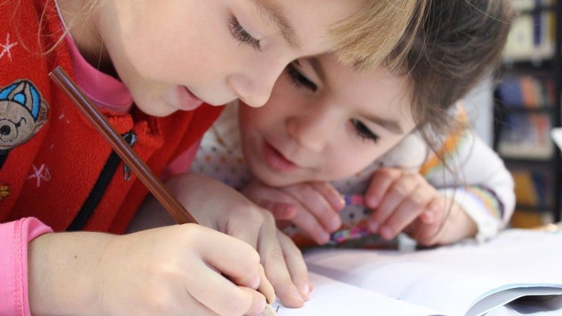 Psicóloga dá dicas para a adaptação escolar das crianças
