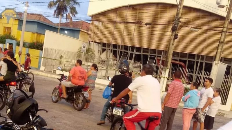 Criminosos atacam pelotão da Polícia Militar e explodem banco em cidade do Agreste potiguar
