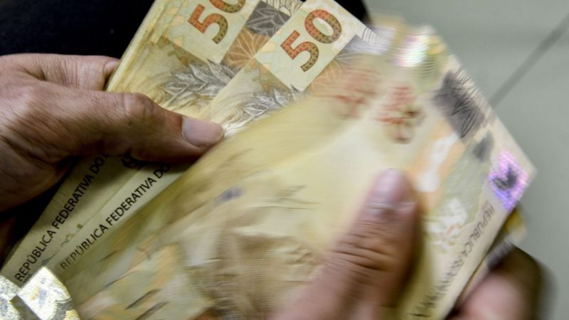 Governo paga hoje Auxílio Brasil a beneficiários com NIS final 6