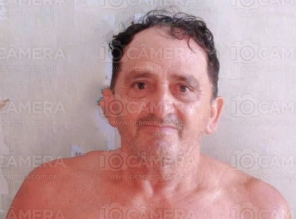 Ex Policial militar é executado com tiros de 12 e 9mm dentro de casa no Bairro Paredões