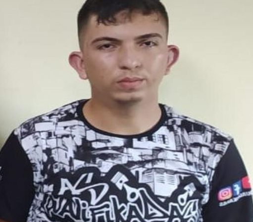 Jovem de 22 é morto a tiros dentro de carro no Centro da cidade em Mossoró RN