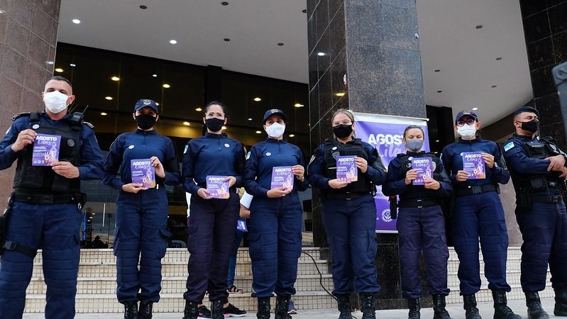 Campanha “Agosto Lilás” estimula população a denunciar casos de violência contra a mulher
