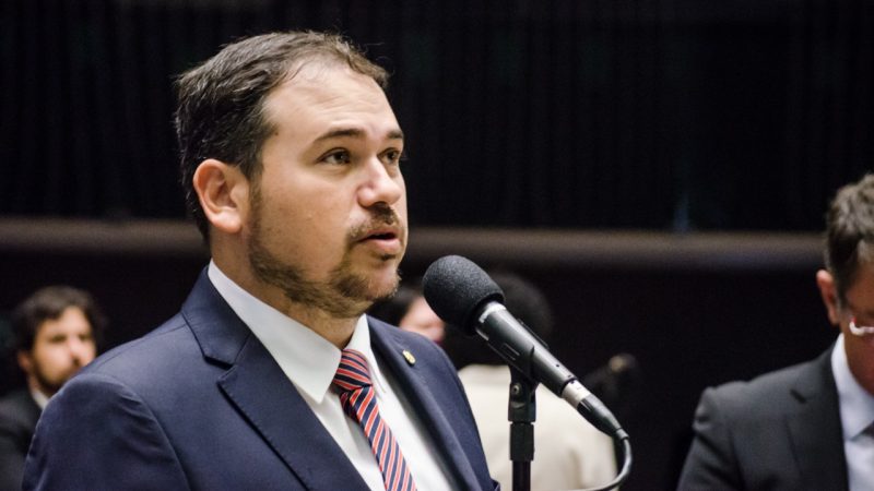 Luta de Beto pelo Rol Exemplificativo tem importante vitória na Câmara