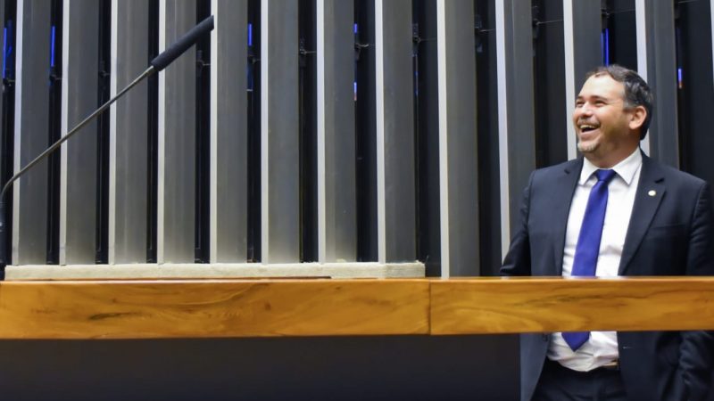 Beto comemora aprovação do rol exemplificativo da ANS