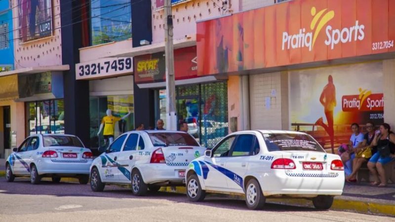 Governo federal paga hoje duas parcelas do auxílio a 245 mil taxistas