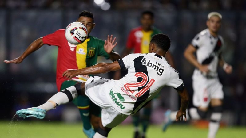 Vasco perde e desperdiça chance de garantir o acesso à Série A
