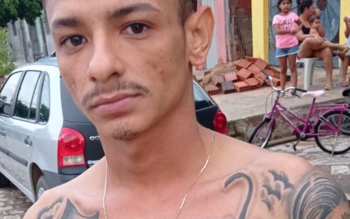 Jovem com passagens pelo sistema prisional é executado dentro de casa no Bairro Santo Antônio