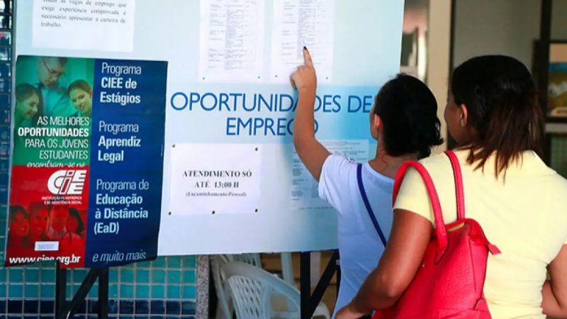 Painel de Empregos oferta 72 vagas de trabalho nesta segunda-feira em Mossoró