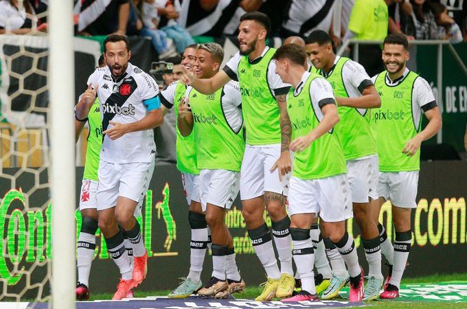 Vasco goleia o Trem e avança para segunda fase da Copa do Brasil