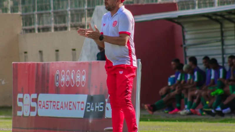 Emanoel Sacramento pede demissão e não é mais técnico do Potiguar