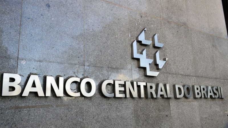 Pedidos de saque do dinheiro esquecido nas contas começam nesta terça (7), a partir das 10h