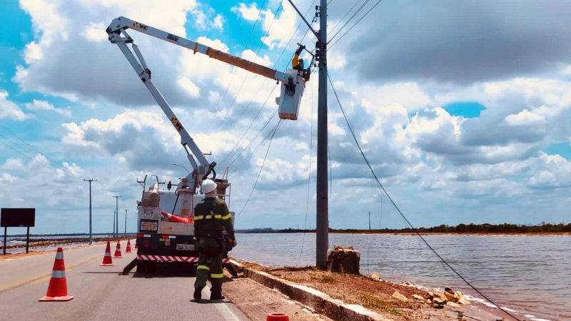 Mais de 7 toneladas de cabos irregulares são retiradas da rede da Neoenergia Cosern em 3 meses