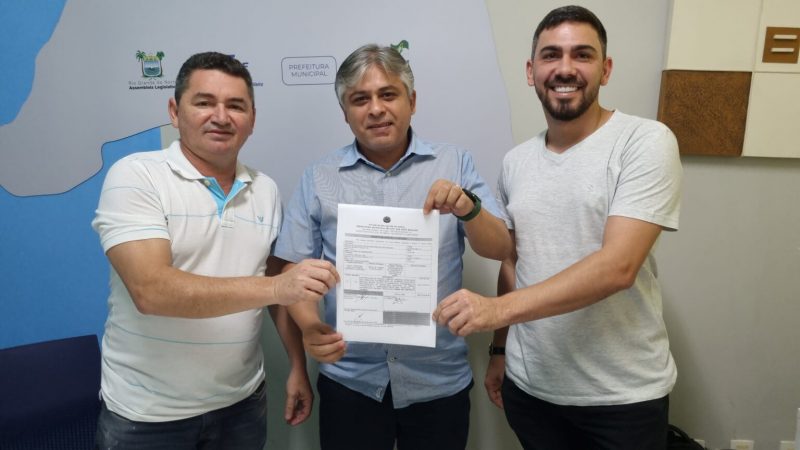 Prefeitura de Governador assina ordem de serviço para obra de pavimentação a paralelepípedo em ruas do Projeto Crescer