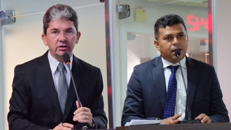 Vereadores Tony Cabelos e Ozaniel Mesquita tomam posse