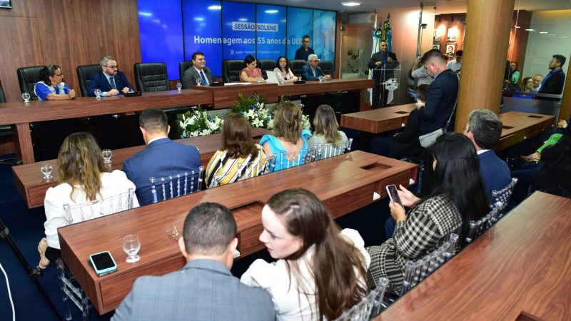 CMM exalta importância da Uern para desenvolvimento