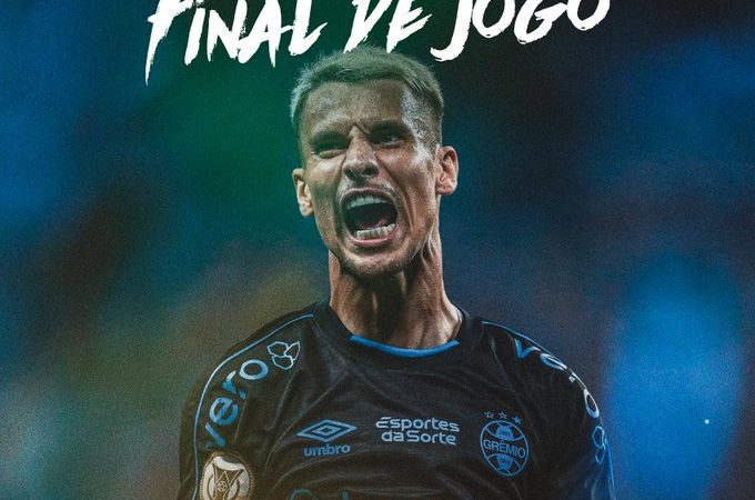 Grêmio vence para continuar vivo na luta pelo título do Brasileiro
