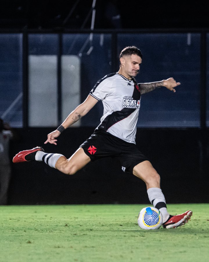Vasco inicia disputa com Nova Iguaçu por vaga na final do Carioca