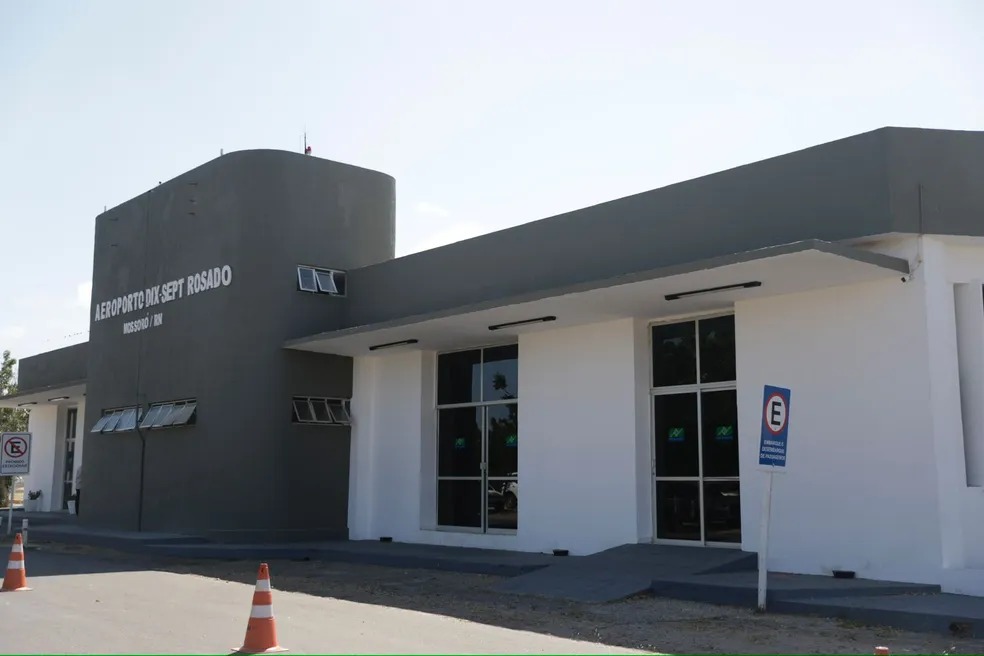 Companhia cancela embarque de passageiros em voos entre Natal e Mossoró e oferece viagens em vans e carros de aplicativo