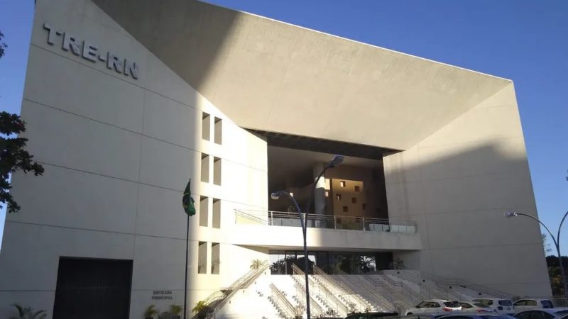 Oito eleitores são presos por falsificação de documentos para transferência eleitoral no RN, diz TRE