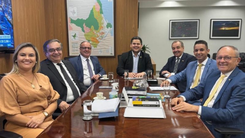 Em Brasília, Allyson busca apoio para novas obras em Mossoró