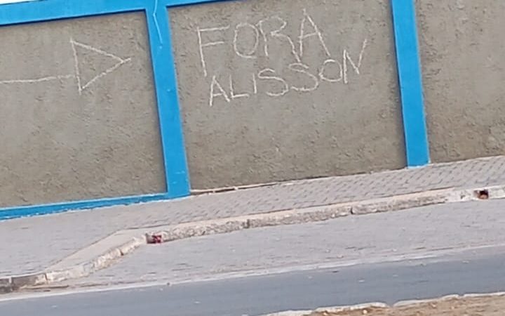 Alysson cai 16% na sua aprovação em um mês
