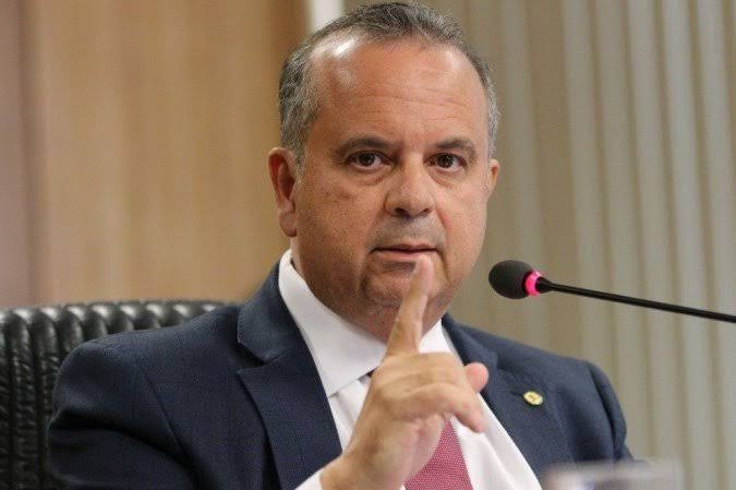 Rogério Marinho mostra força em pesquisa Consult