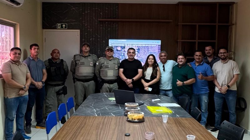 Prefeito Kênio se reúne com forças de segurança e diretoria do Baraúnas para definir esquema do jogo contra o MEC