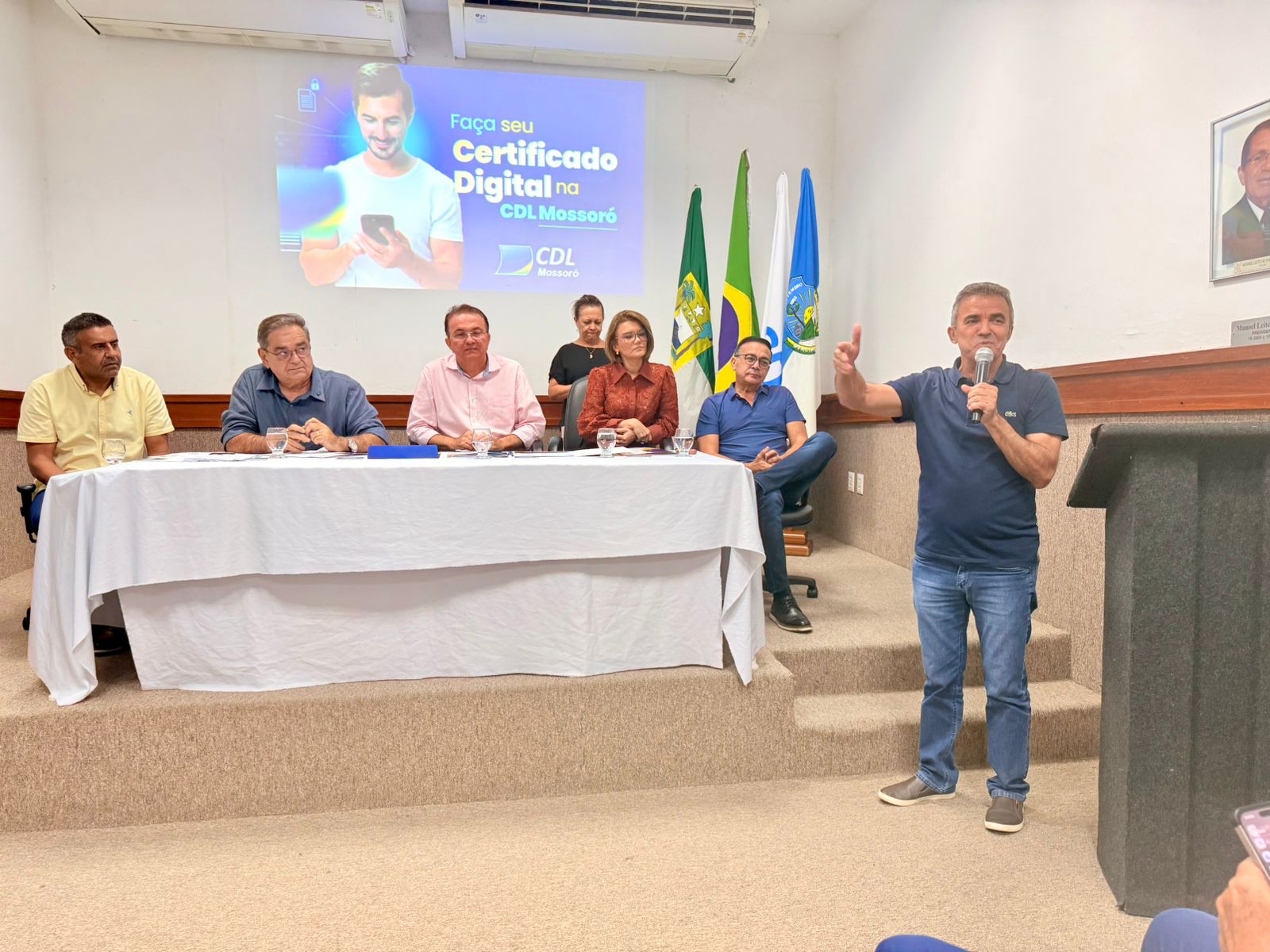 Jorge apresenta demandas do setor produtivo a Álvaro Dias durante encontro na CDL Mossoró