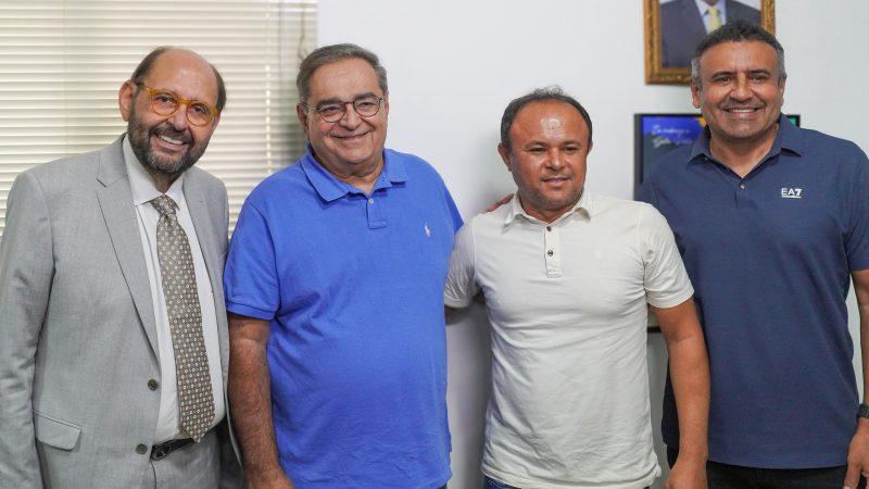 Gustavo Carvalho articula apoio de Pilola e grupo político de Caiçara do Norte a Álvaro Dias e Babá