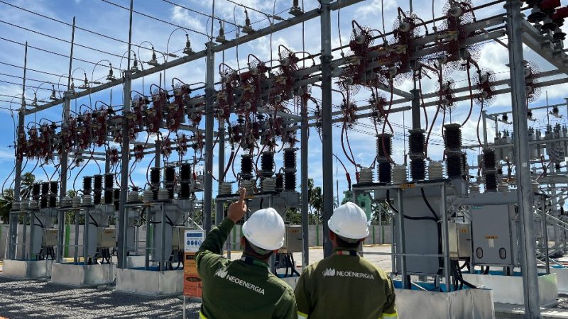 Reforço na rede elétrica beneficia 159 mil pessoas nos litorais Norte e Sul do estado
