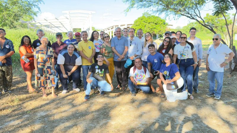 Jorge destaca importância de centro pioneiro de equoterapia em construção na Ufersa