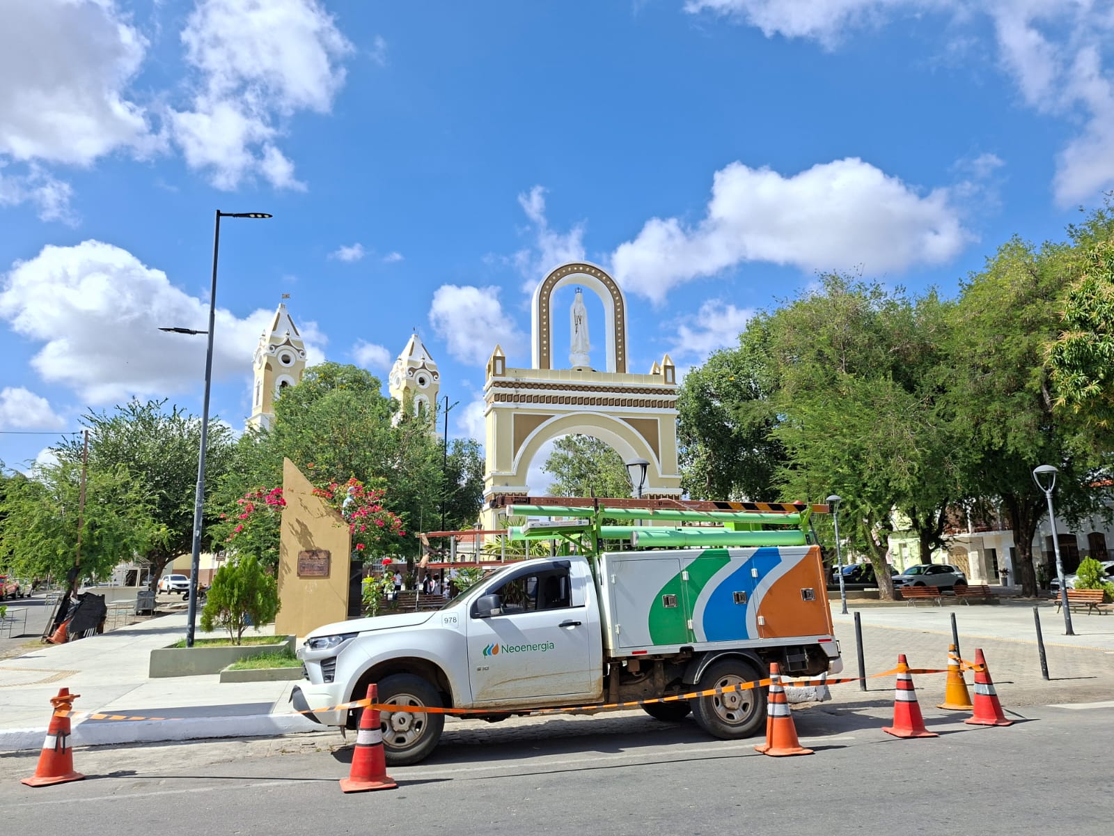 Rede elétrica de Currais Novos e Caicó passa por manutenção preventiva para a Festa de Santana