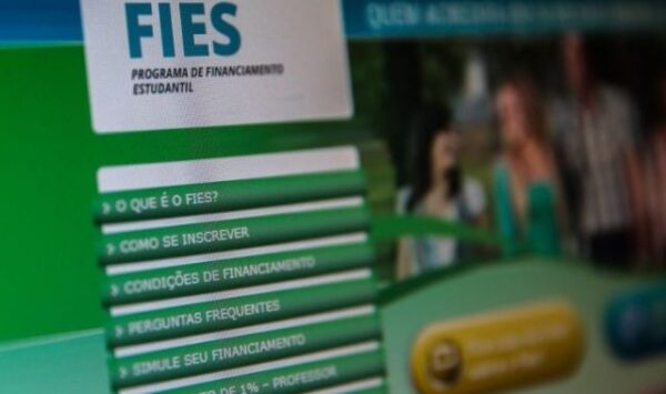 Fies abre inscrições para vagas de segundo semestre