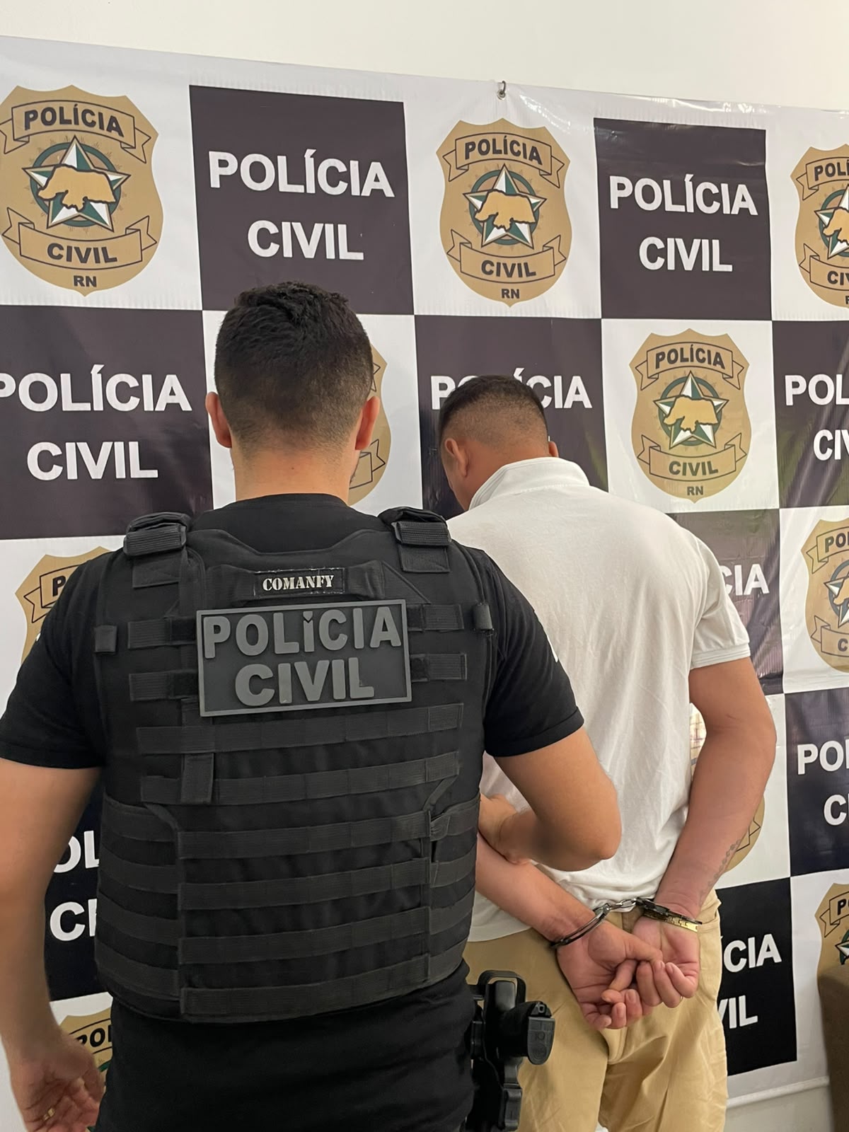 Polícia Civil prende homem suspeito de violência contra a companheira em Baraúna