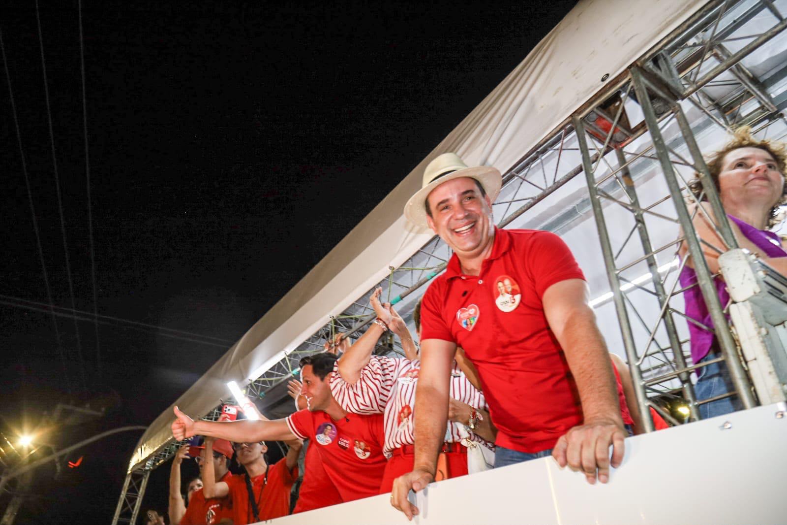 Cadu de Lula e Larissa comandam carreata histórica em Mossoró