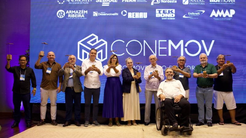 Homenagem a Adeilton Pereira no VIII CONEMOV destaca força da indústria paraibana no Nordeste