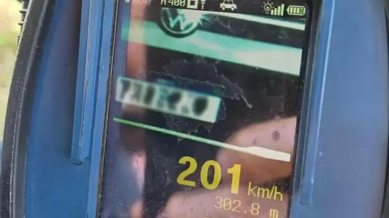 Carro é flagrado a 201 km/h em trecho da BR-101 no RN