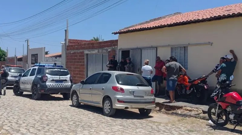 Homem é encontrado morto com tiro na cabeça dentro de casa em Mossoró