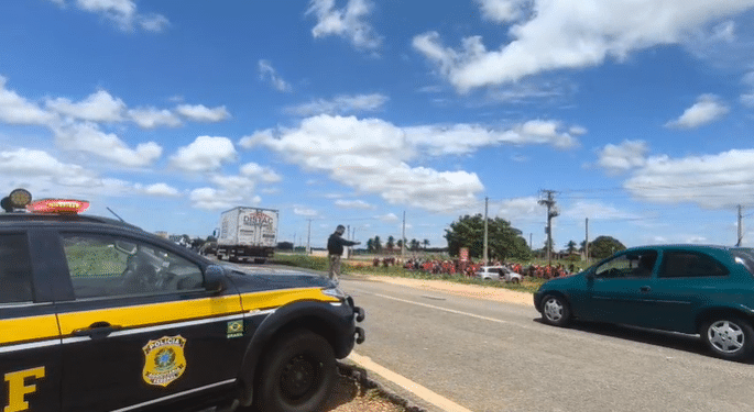 PRF reforça fiscalização nas rodovias federais do RN durante feriado de Nossa Senhora Aparecida
